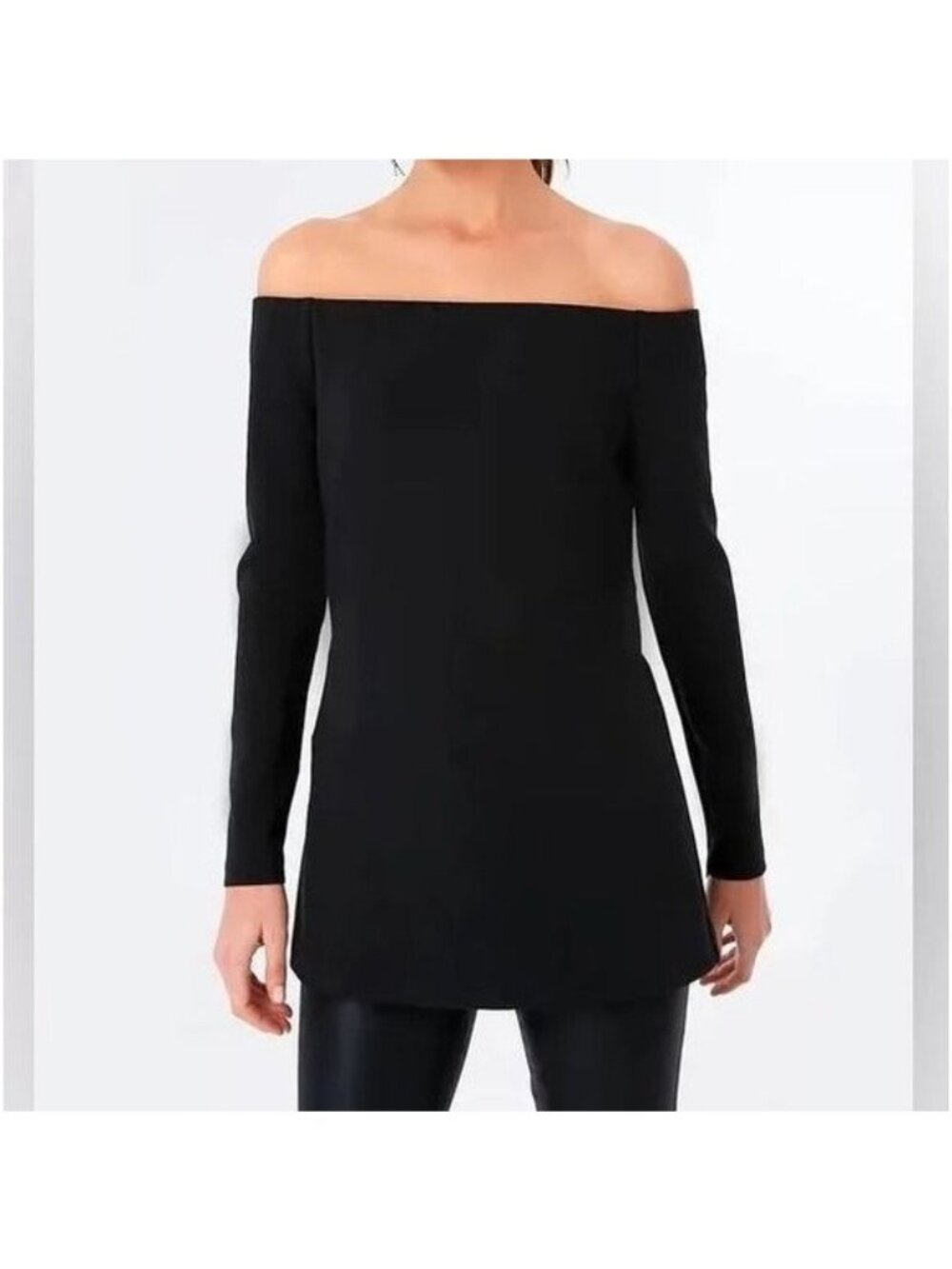 Pomander Place Off-Shoulder Top Black size small